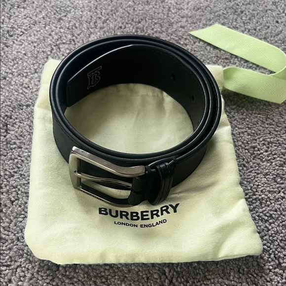 Authentic Burberry Black Leather Belt with Silver Buckle - Picture 1 of 7